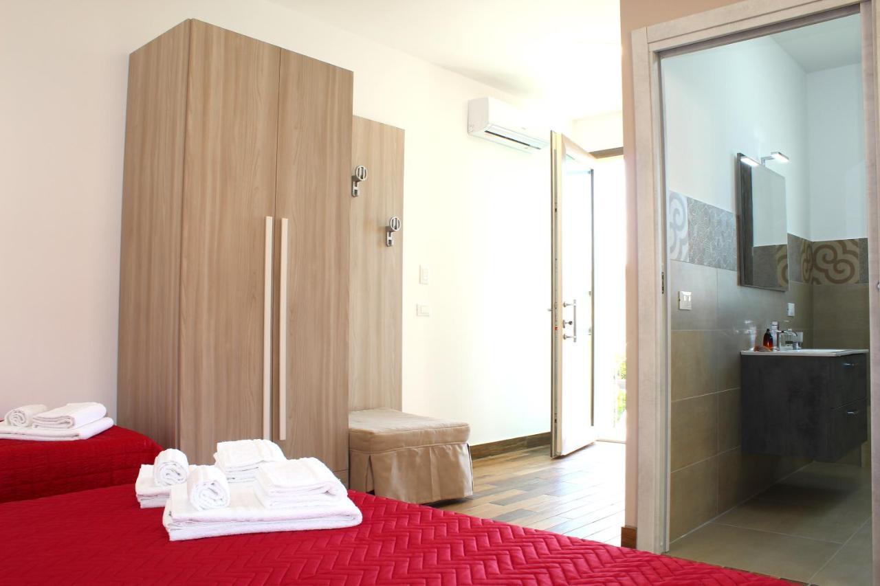 Suite Capaci Esterno foto